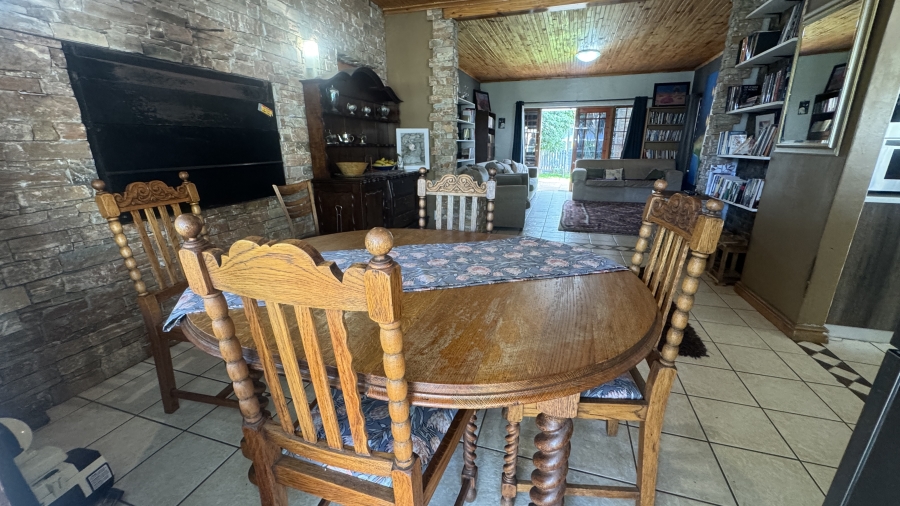 4 Bedroom Property for Sale in Darling Western Cape